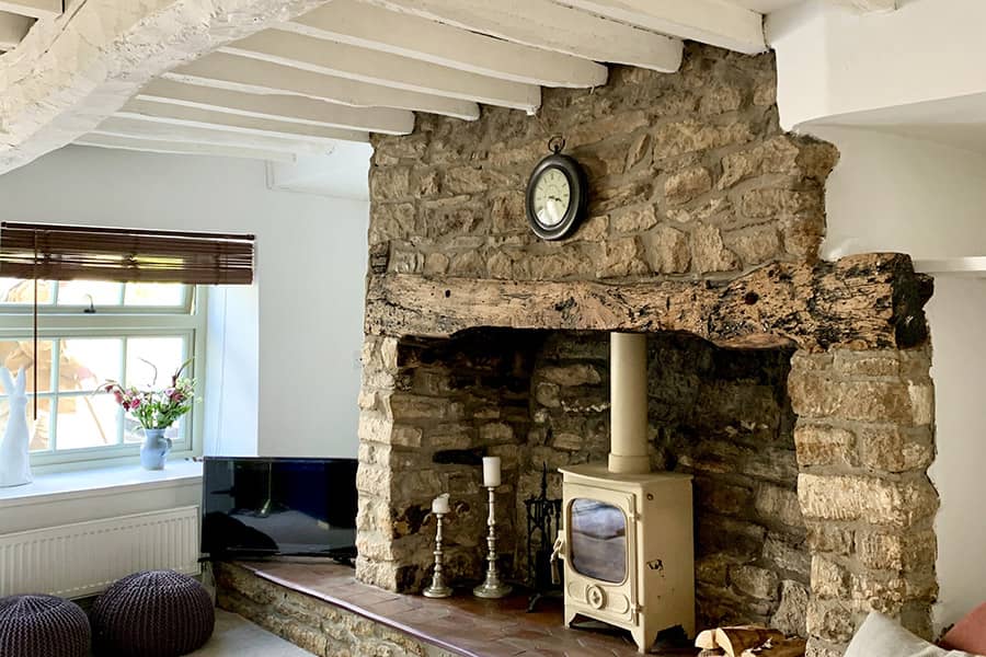 Holiday Cottage in Cricklade to Rent | Traditional Cotswolds stone ...